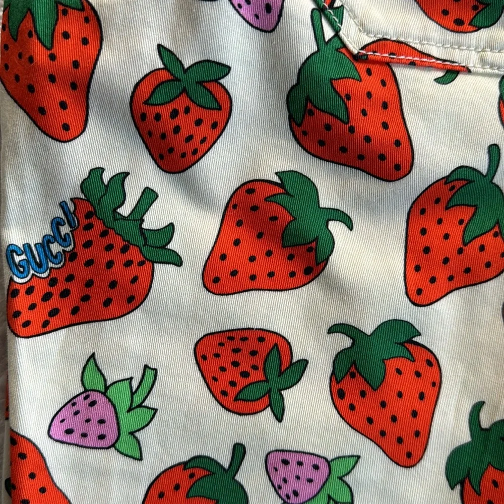 NWT Gucci Strawberry Print Skinny Leg Jeans - Picture 5 of 15